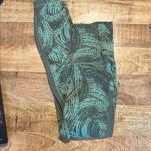 Lululemon - Green Patterned Leggings